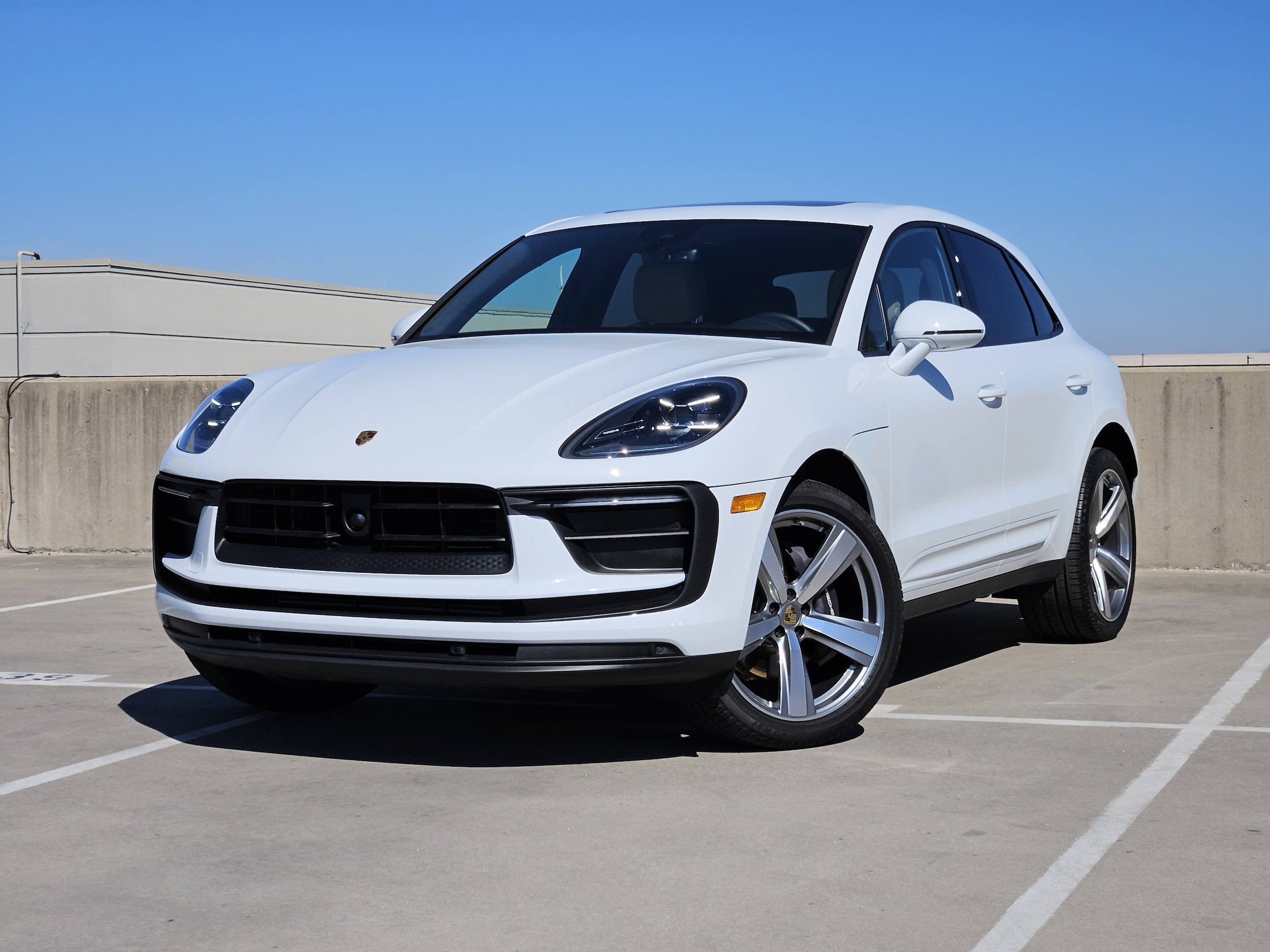 2025 Porsche Macan SUV 