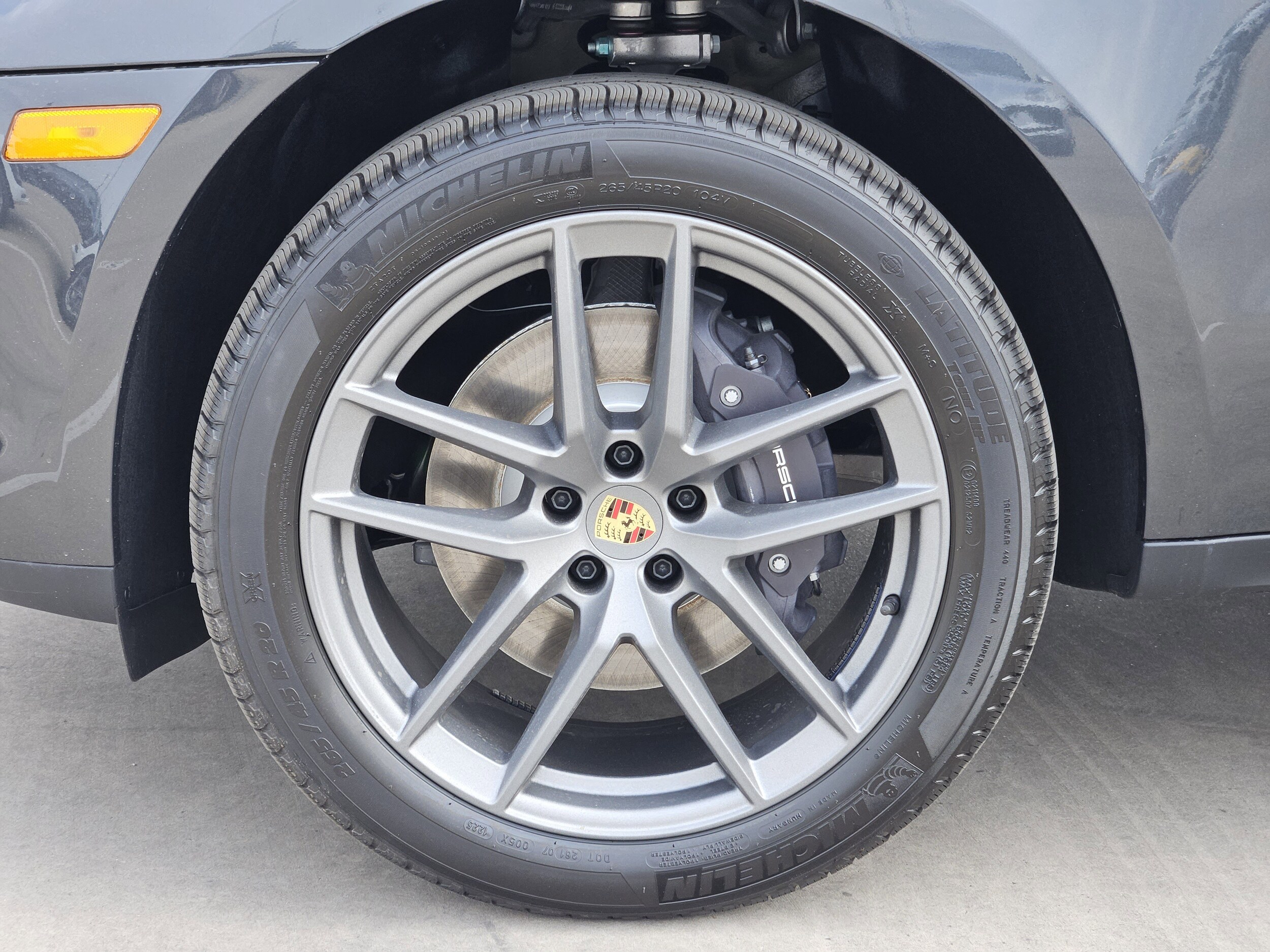 2026 Porsche Macan - Photo 13