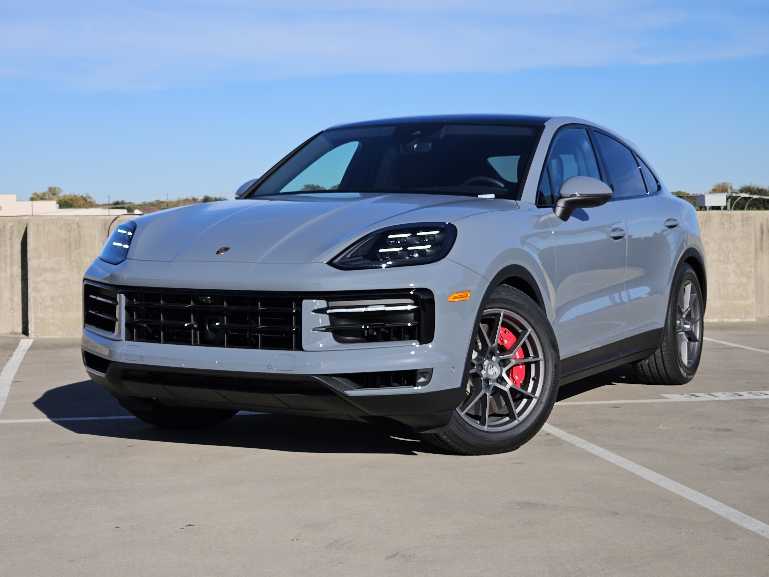 2025 Porsche Cayenne Coup S's photo