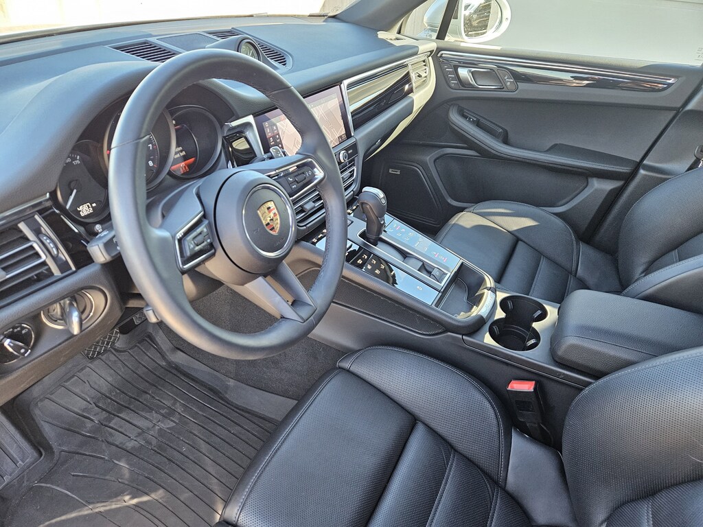Certified 2025 Porsche Macan SUV