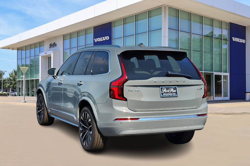 New 2026 Volvo XC90 B6 Plus 7-Seater SUV