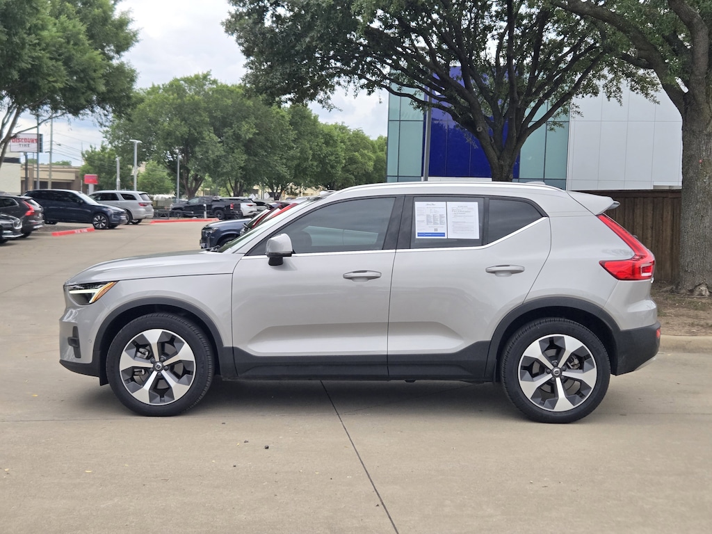 Used 2023 Volvo XC40 B5 Plus Bright Theme SUV