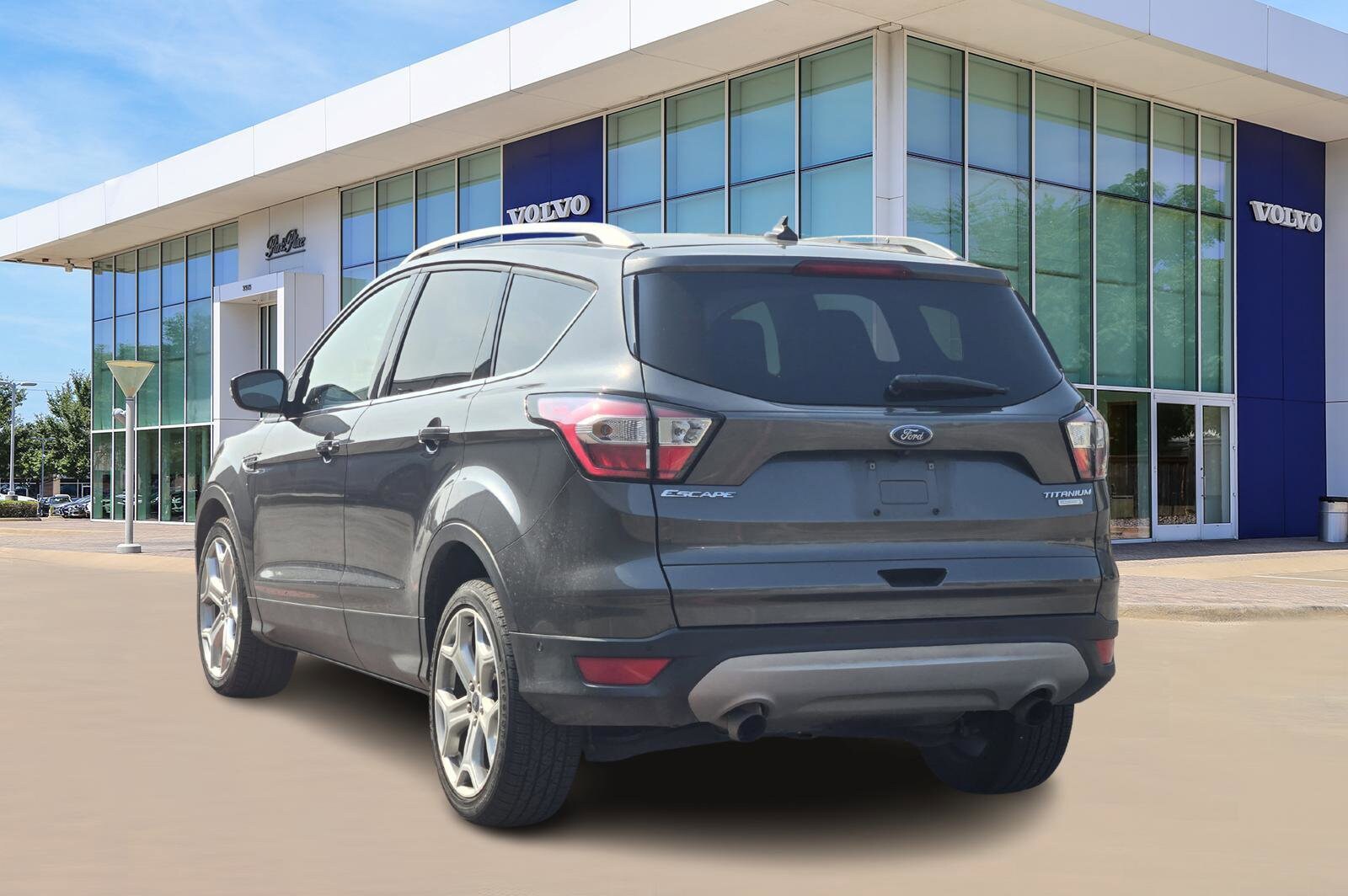 2018 Ford Escape Titanium photo 4