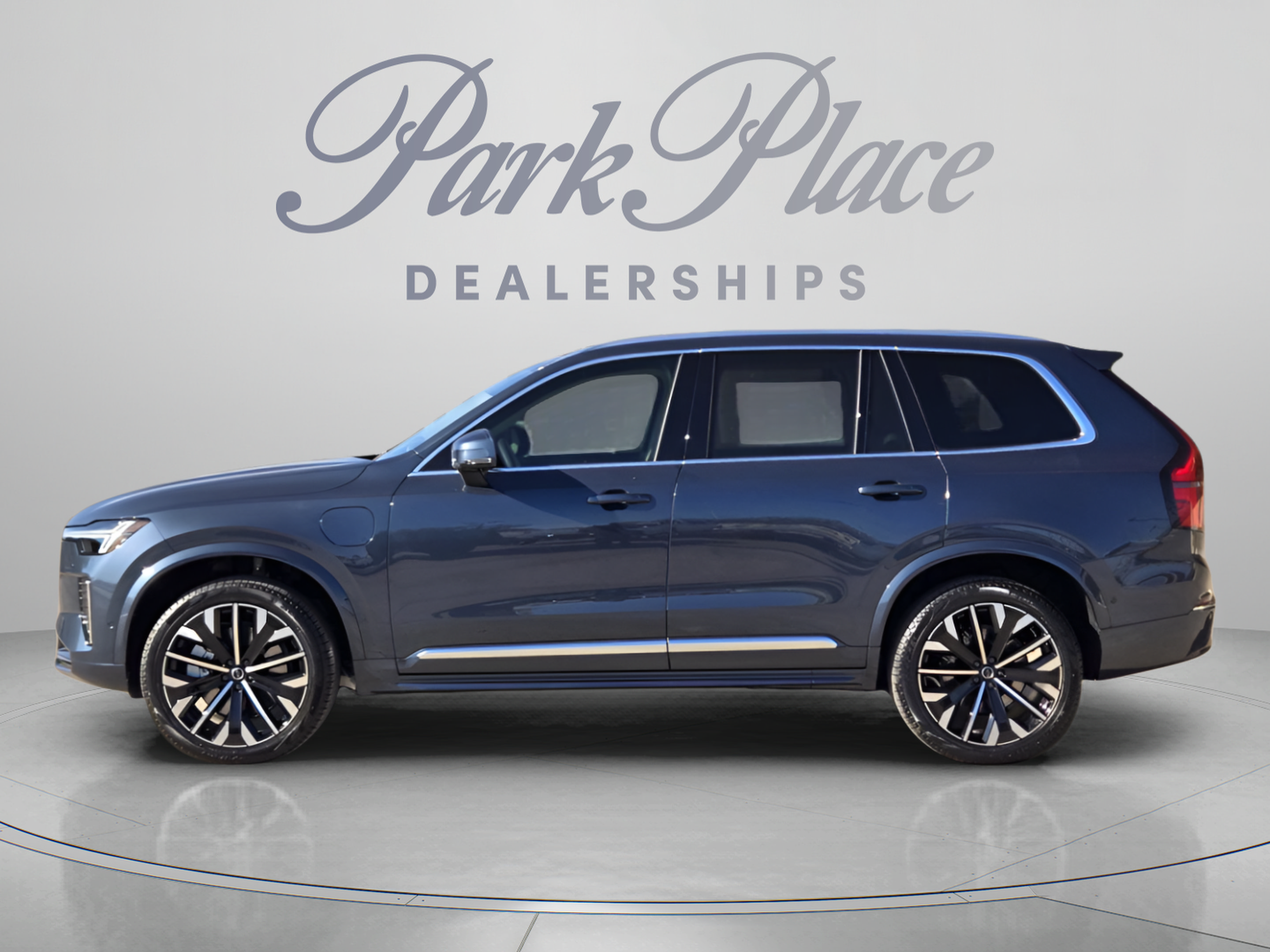 New 2026 Volvo XC90 plug-in hybrid T8 Ultra 7-Seater SUV