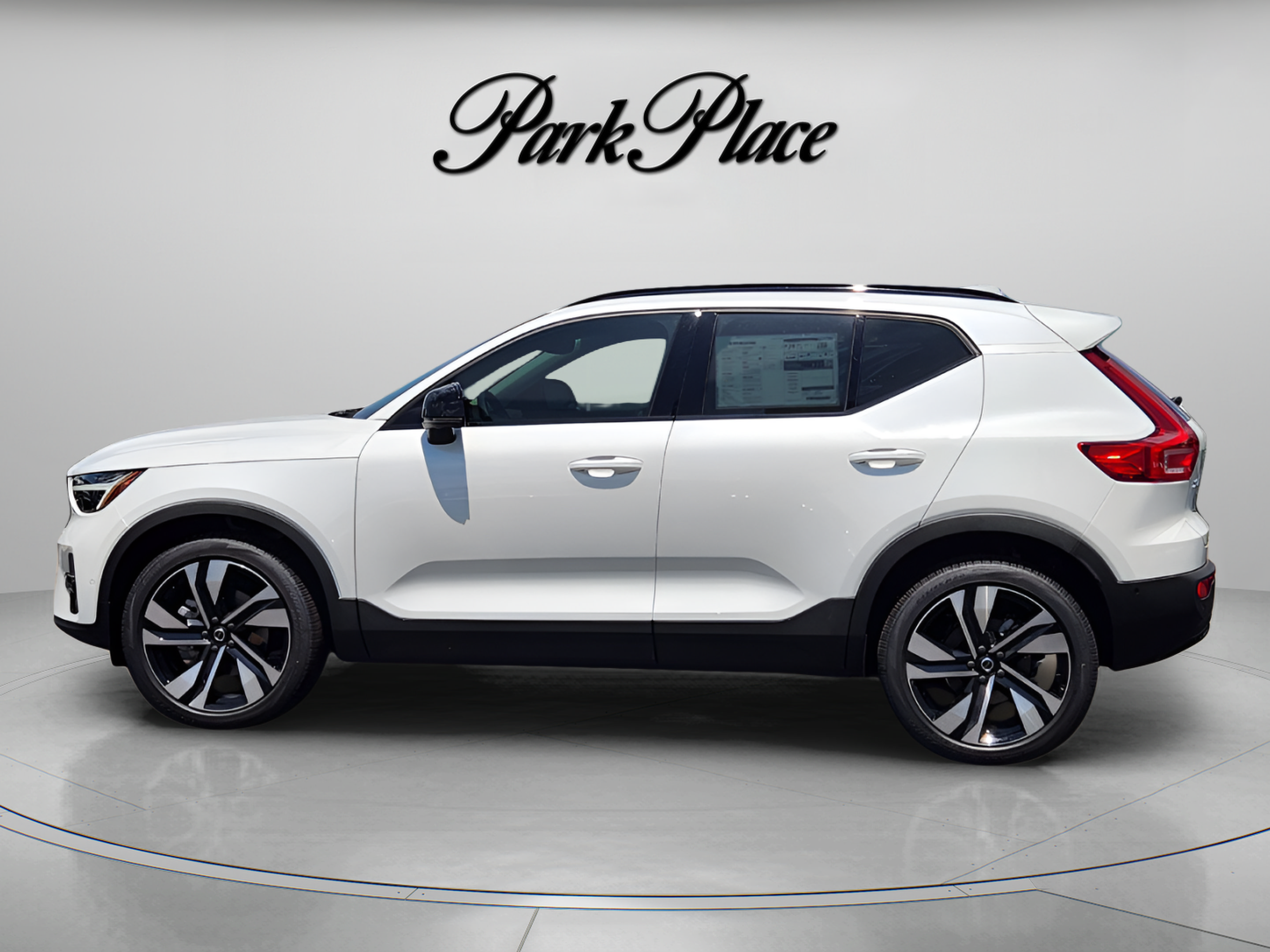 Used 2026 Volvo XC40 B5 Plus SUV