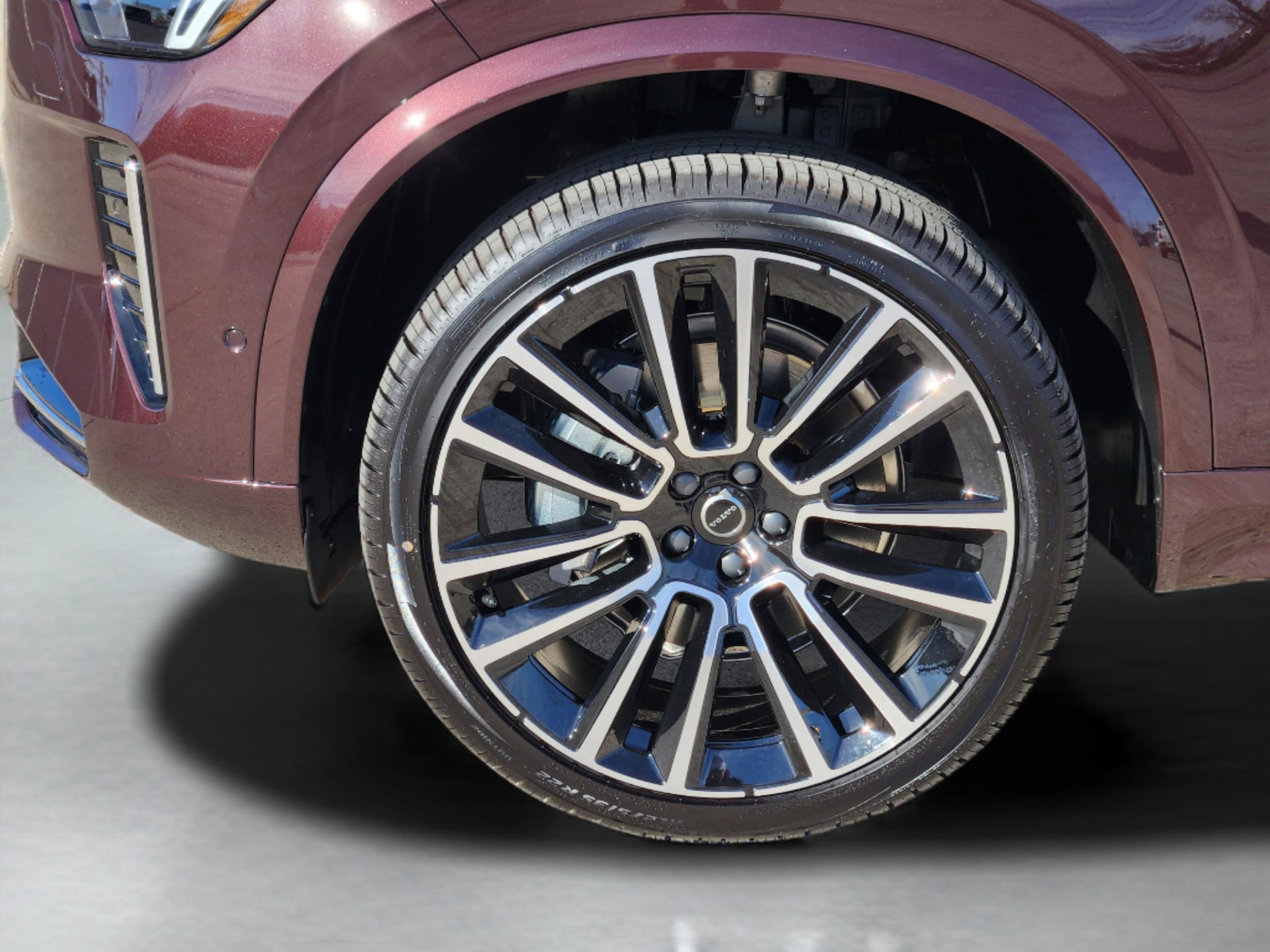 2026 Volvo XC90 Ultra - Photo 9