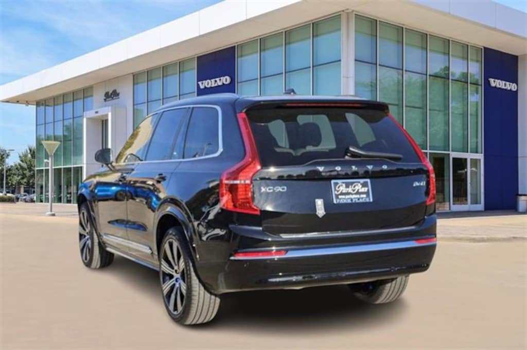 Certified 2025 Volvo XC90 B6 Plus 7-Seater SUV