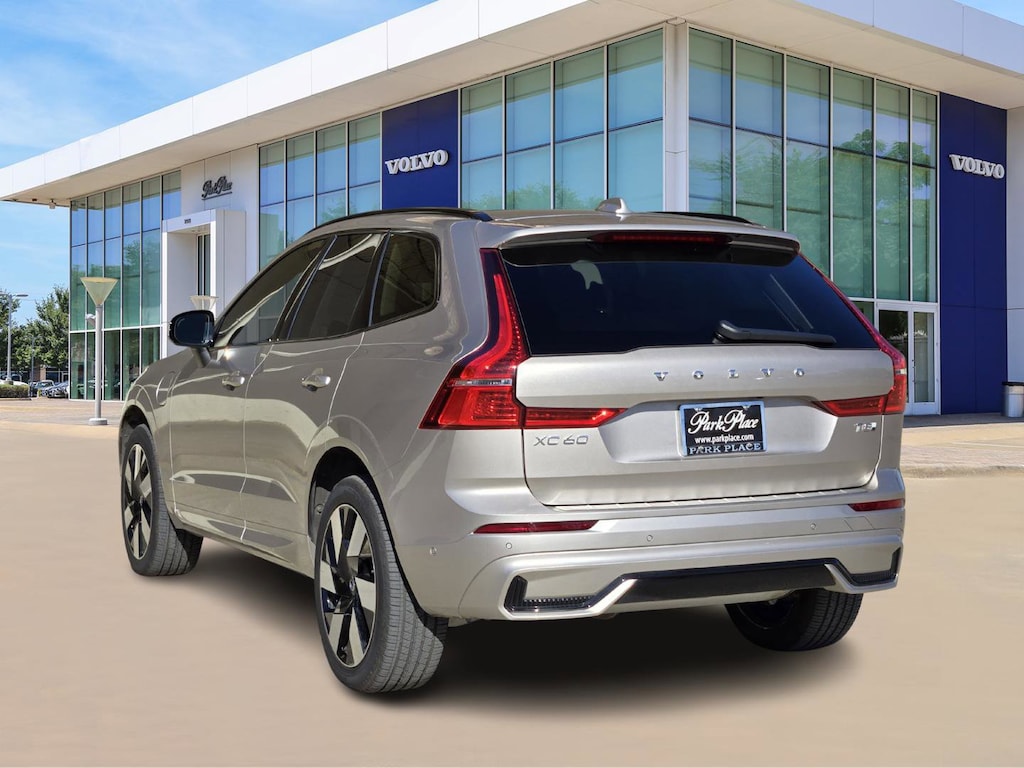 Used 2025 Volvo XC60 plug-in hybrid Plus SUV