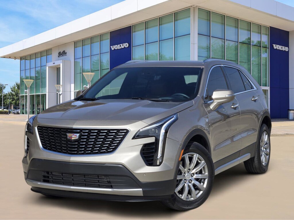 Used 2022 CADILLAC XT4 FWD Premium Luxury SUV