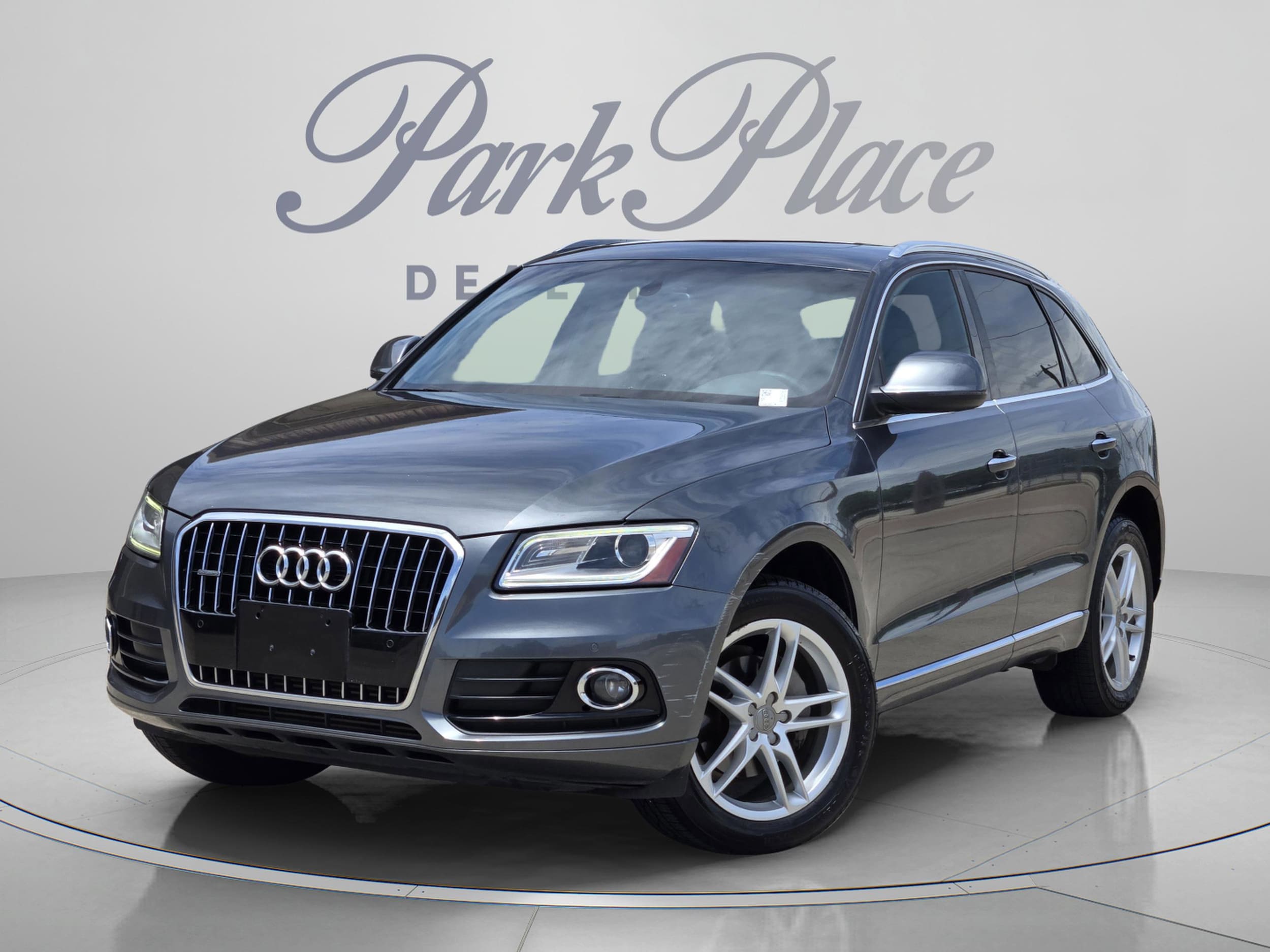2015 Audi Q5 2.0T quattro tiptronic Premium Plus's photo