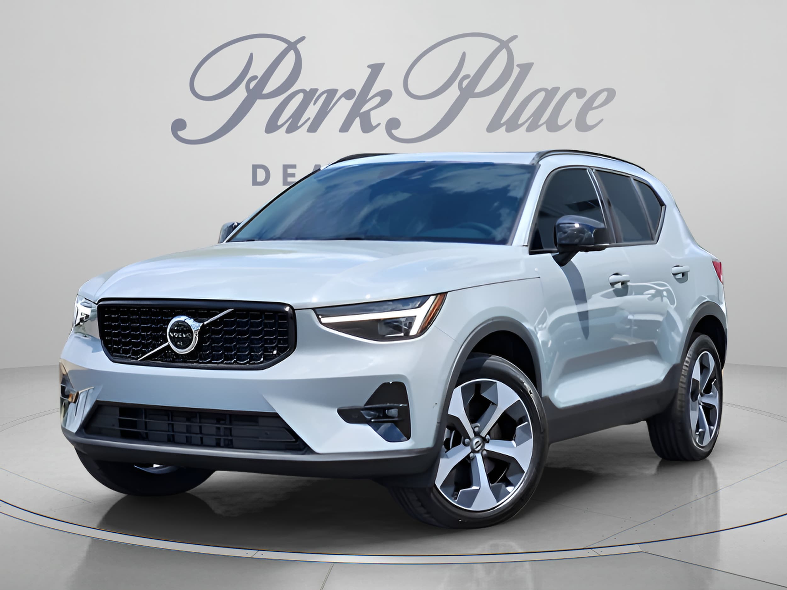 2026 New Volvo XC40 SUV B5 Plus for sale in Dallas | PVDL260079