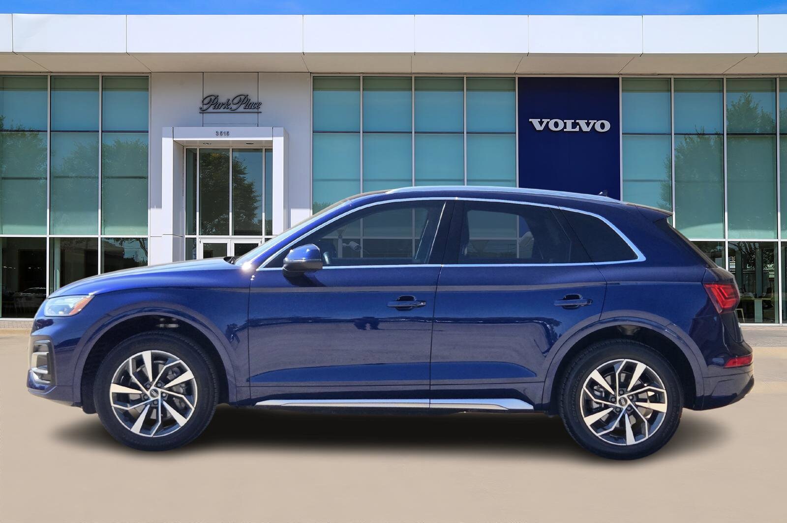 2021 Audi Q5 45 Premium Plus photo 3