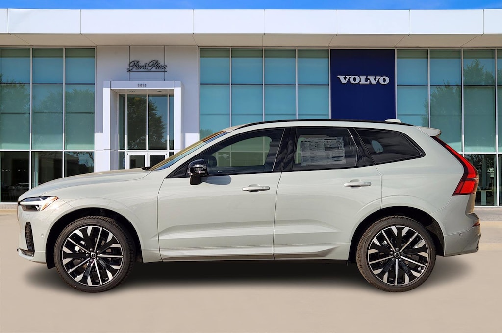 New 2026 Volvo XC60 B5 Ultra SUV