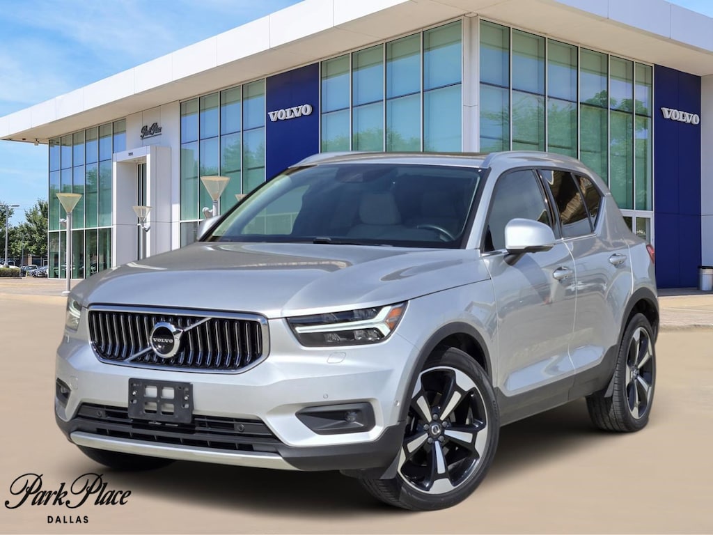 Used 2019 Volvo XC40 T4 Inscription SUV