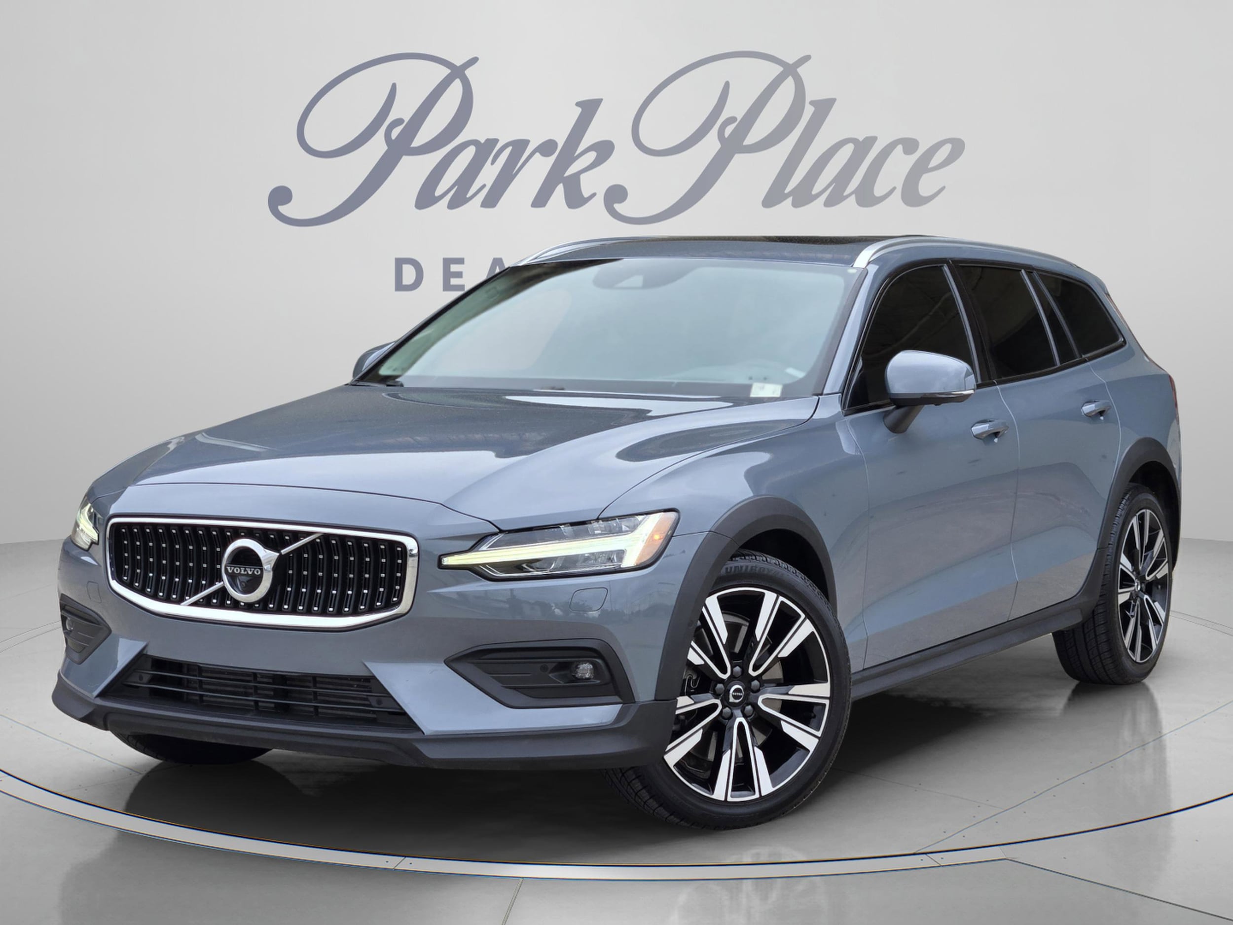 2022 Volvo V60 Cross Country T5 AWD Cross Country's photo