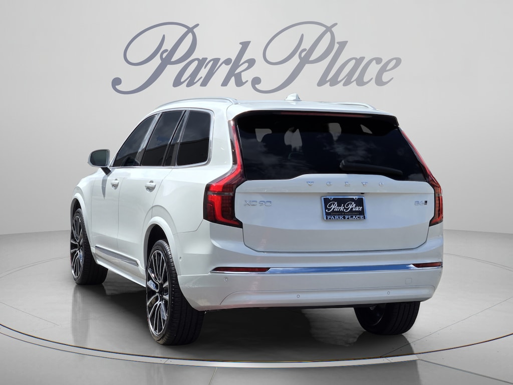 New 2026 Volvo XC90 B6 Plus 7-Seater SUV