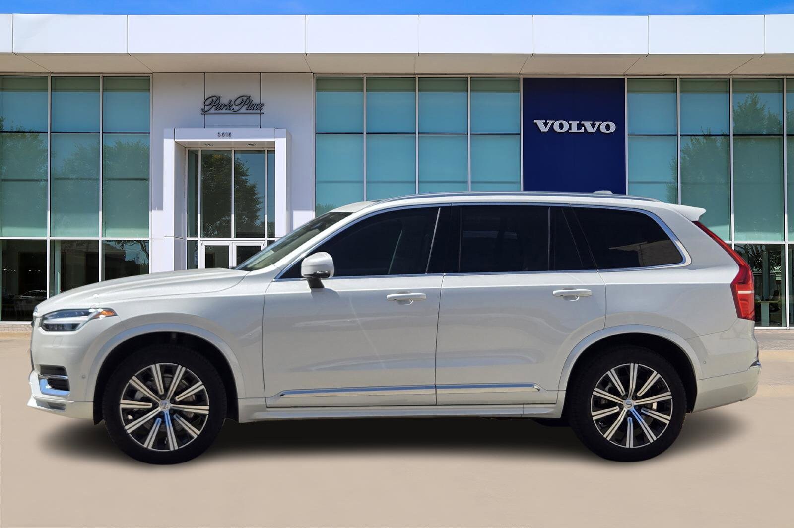 2025 Volvo XC90 Plus photo 2