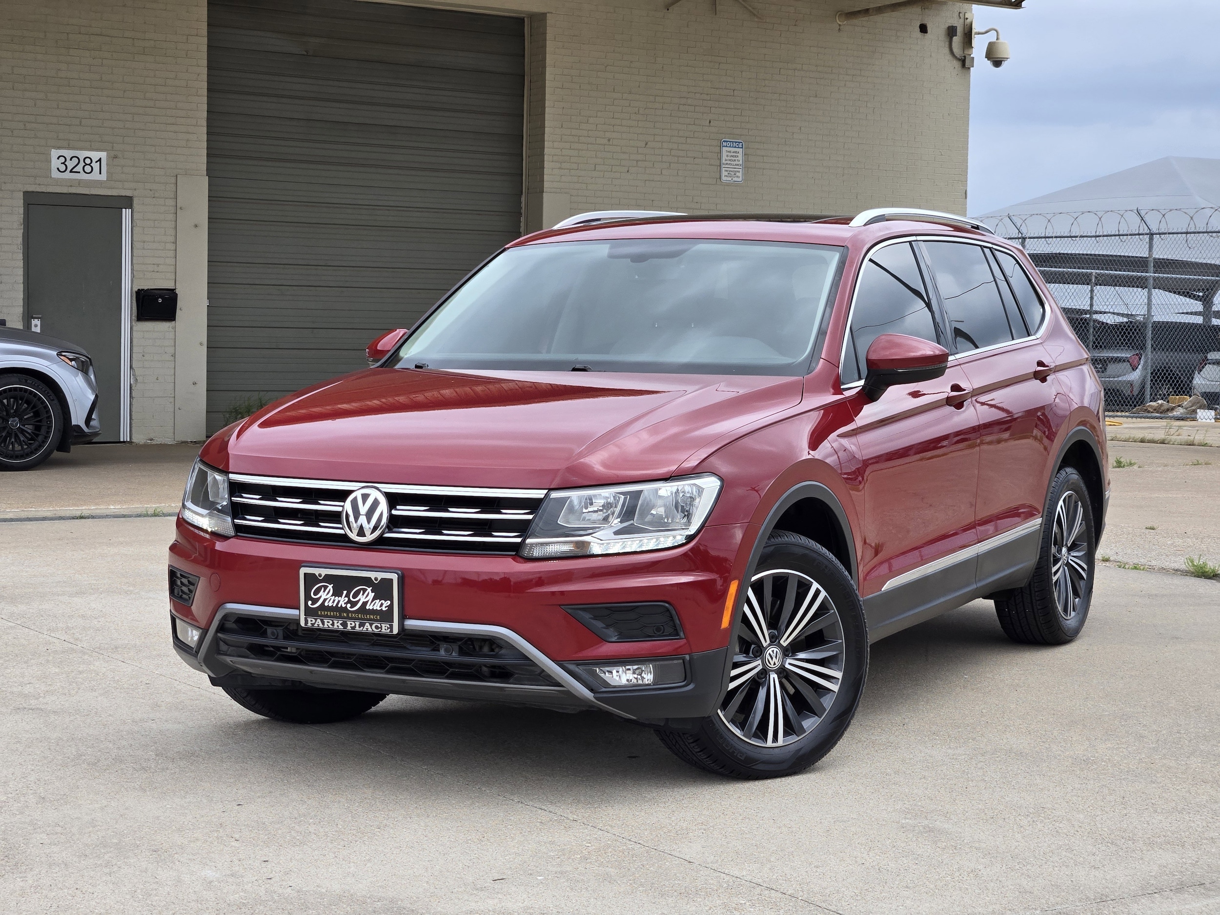 2019 Volkswagen Tiguan 2.0T SEL's photo