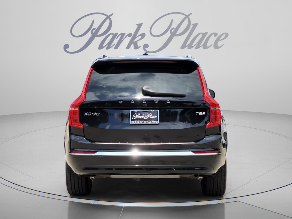 Certified 2025 Volvo XC90 plug-in hybrid T8 Plus SUV