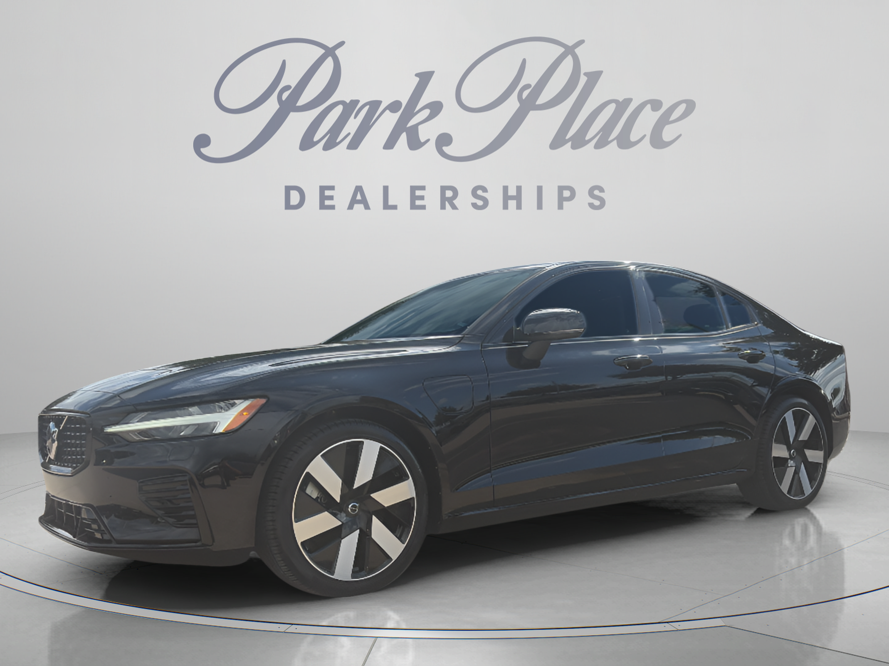 2024 Volvo S60 Recharge Plug-In Hybrid