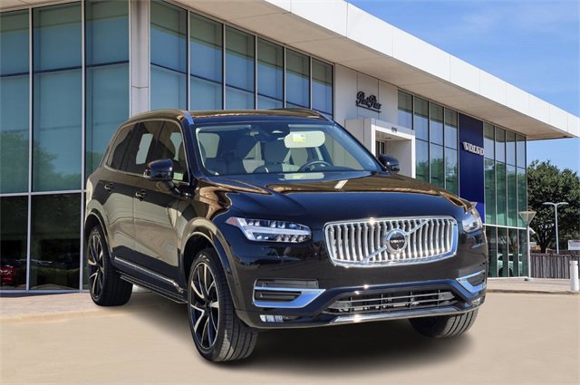 2025 Volvo XC90 Plus photo 2