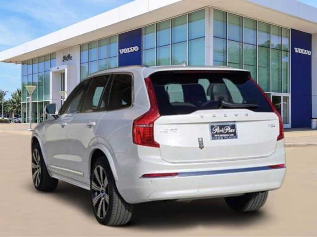 New 2025 Volvo XC90 plug-in hybrid T8 Plus 7-Seater SUV