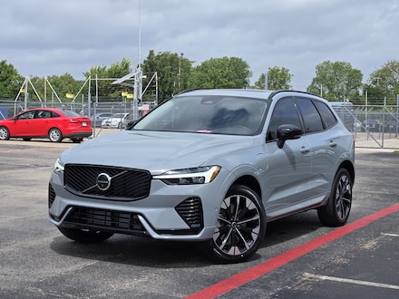 2026 Volvo XC60 plug-in hybrid T8 Plus SUV