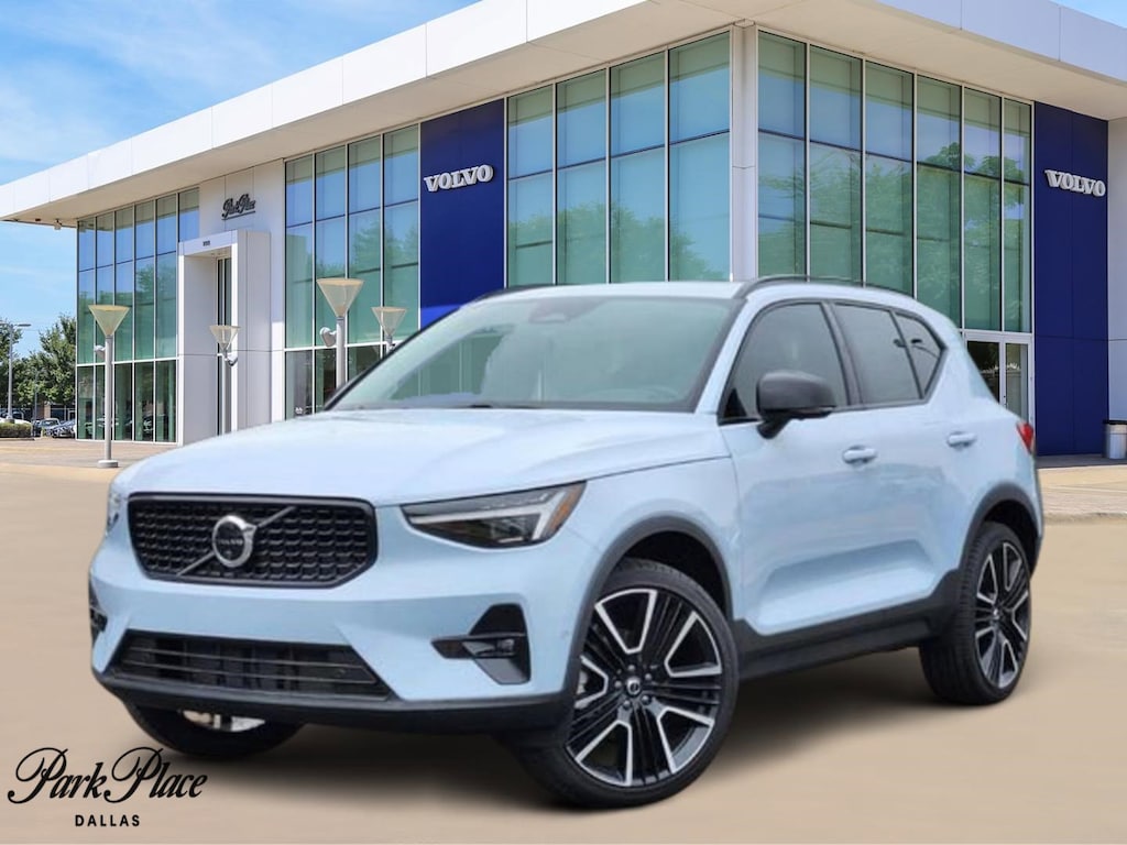 Used 2025 Volvo XC40 B5 Ultra Dark Theme SUV