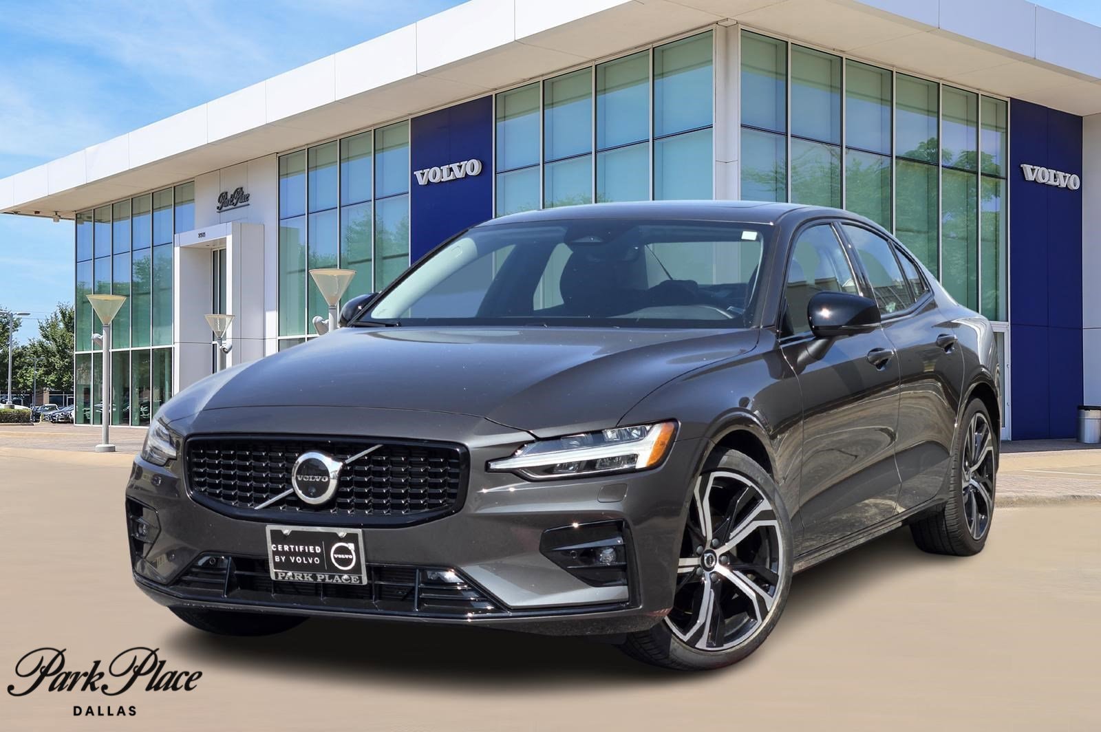 2023 Volvo S60 Sedan 