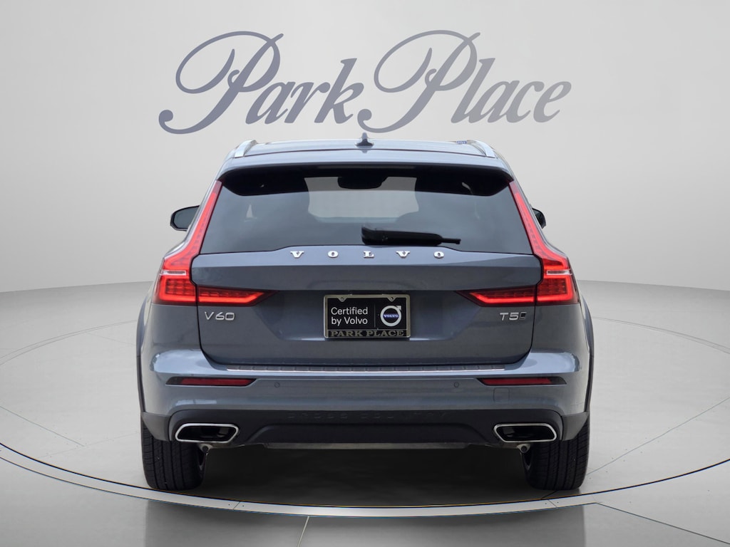 Used 2022 Volvo V60 Cross Country T5 Wagon
