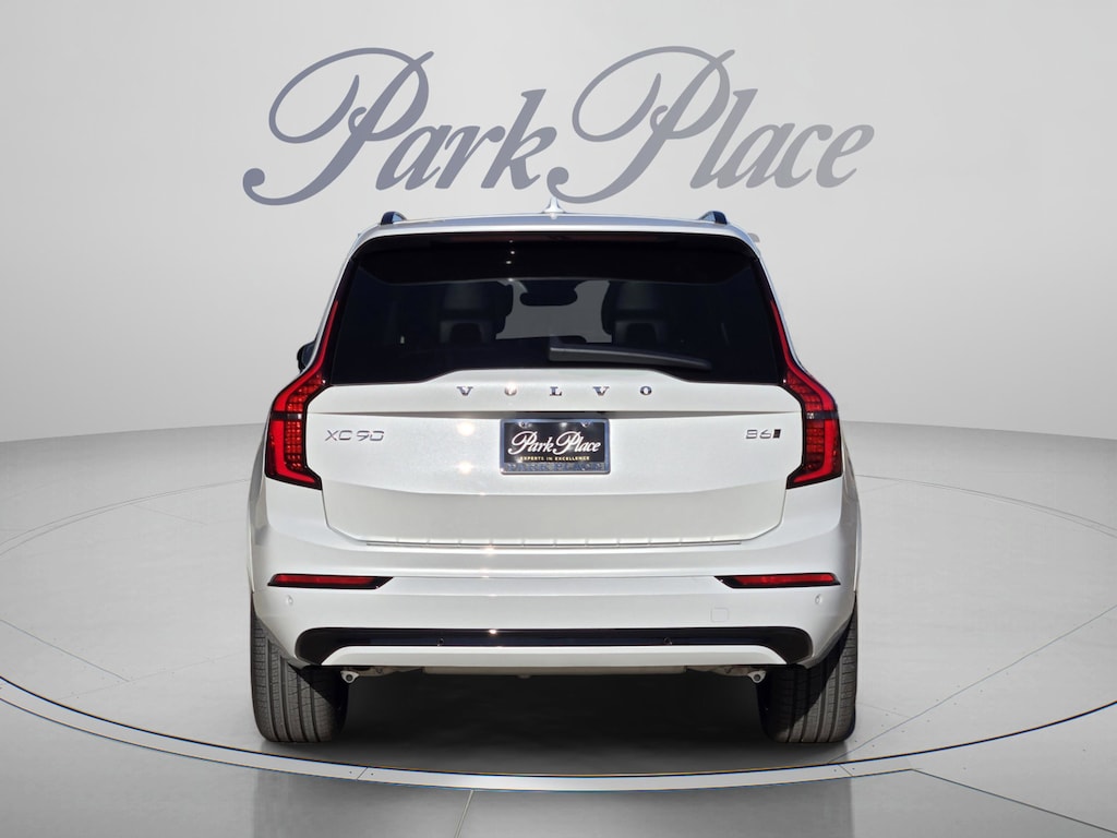 New 2026 Volvo XC90 B6 Ultra Dark Theme 7-Seater SUV
