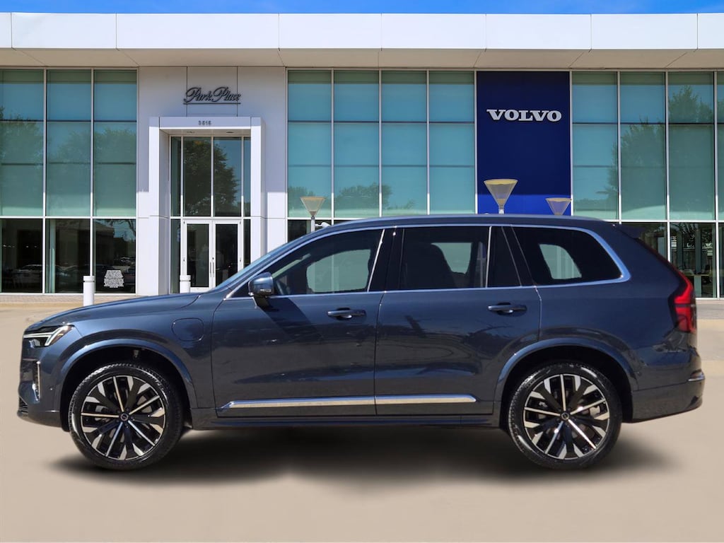Used 2025 Volvo XC90 plug-in hybrid Plus SUV