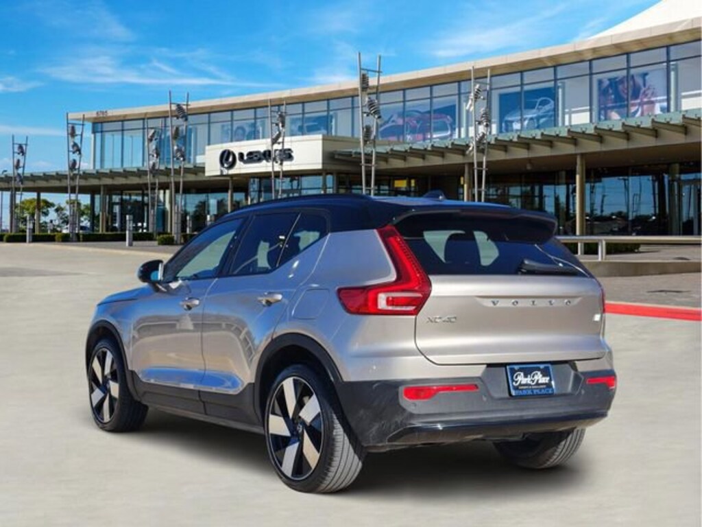 Used 2024 Volvo XC40 Recharge Pure Electric Twin Plus SUV
