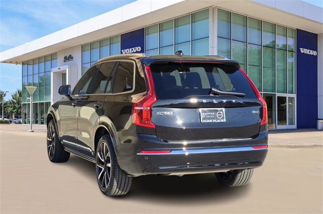2025 Volvo XC90 Plus photo 4