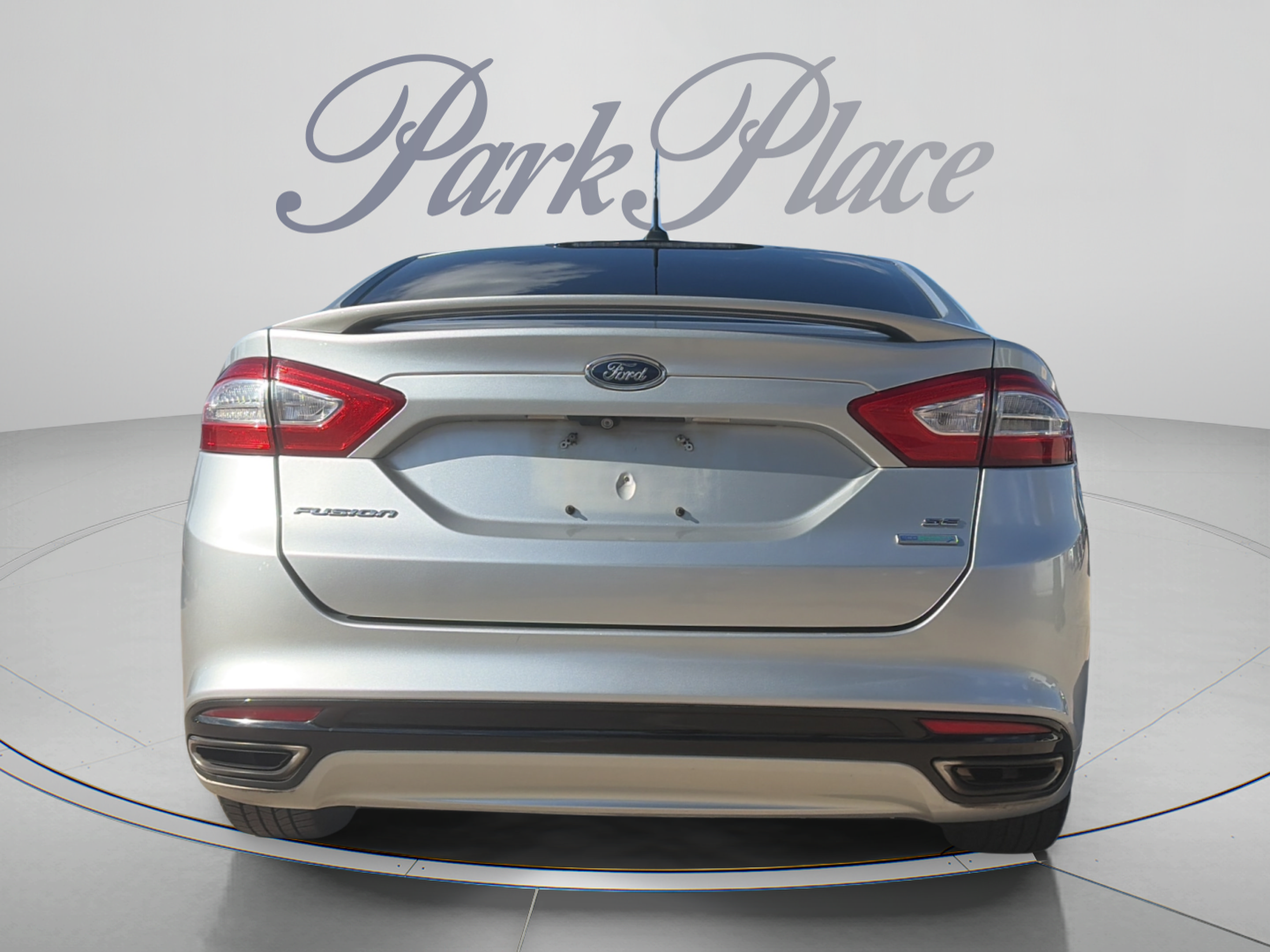 Used 2014 Ford Fusion SE Sedan
