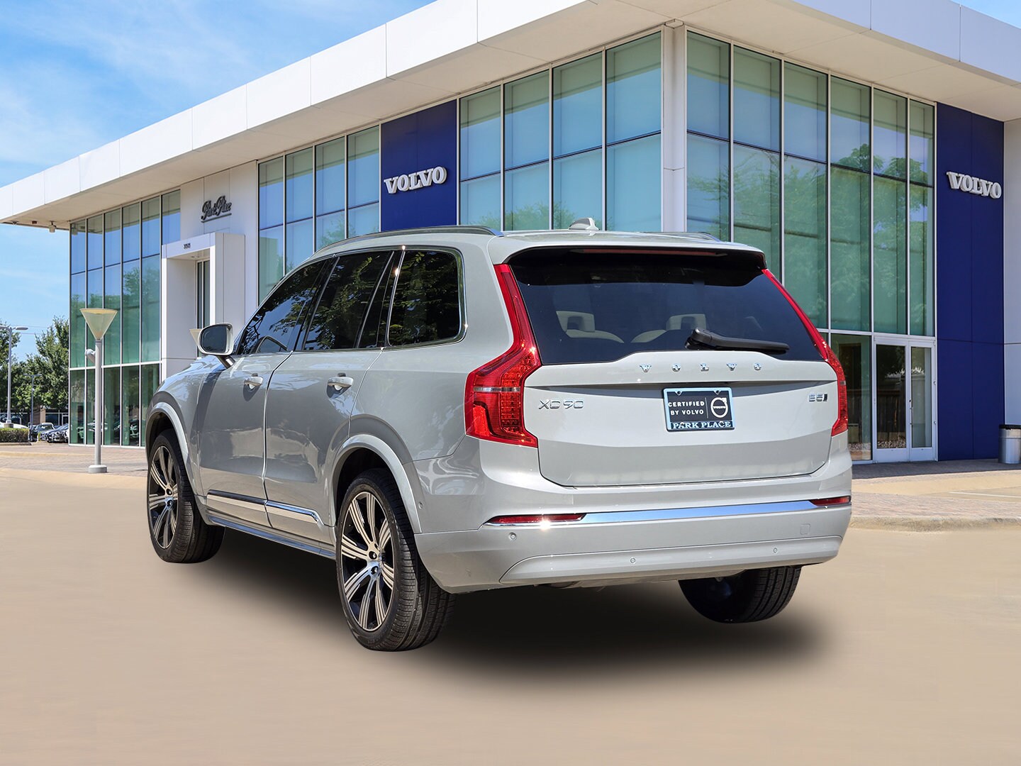 2025 Volvo XC90 photo 4
