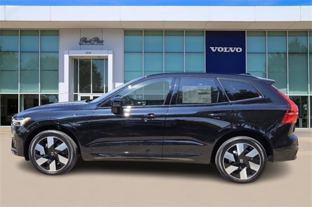 Certified 2025 Volvo XC60 plug-in hybrid T8 Plus SUV