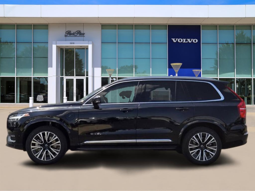 Used 2025 Volvo XC90 plug-in hybrid T8 Plus SUV
