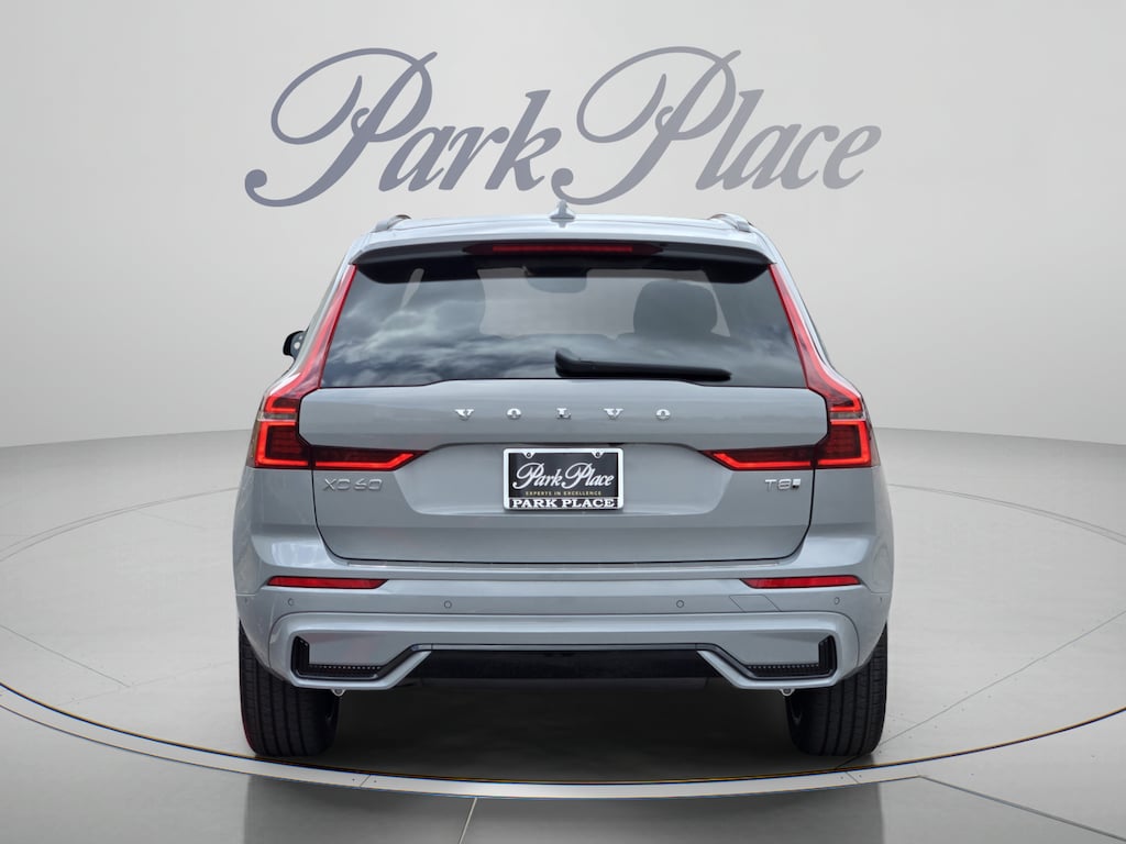 New 2026 Volvo XC60 plug-in hybrid T8 Plus SUV