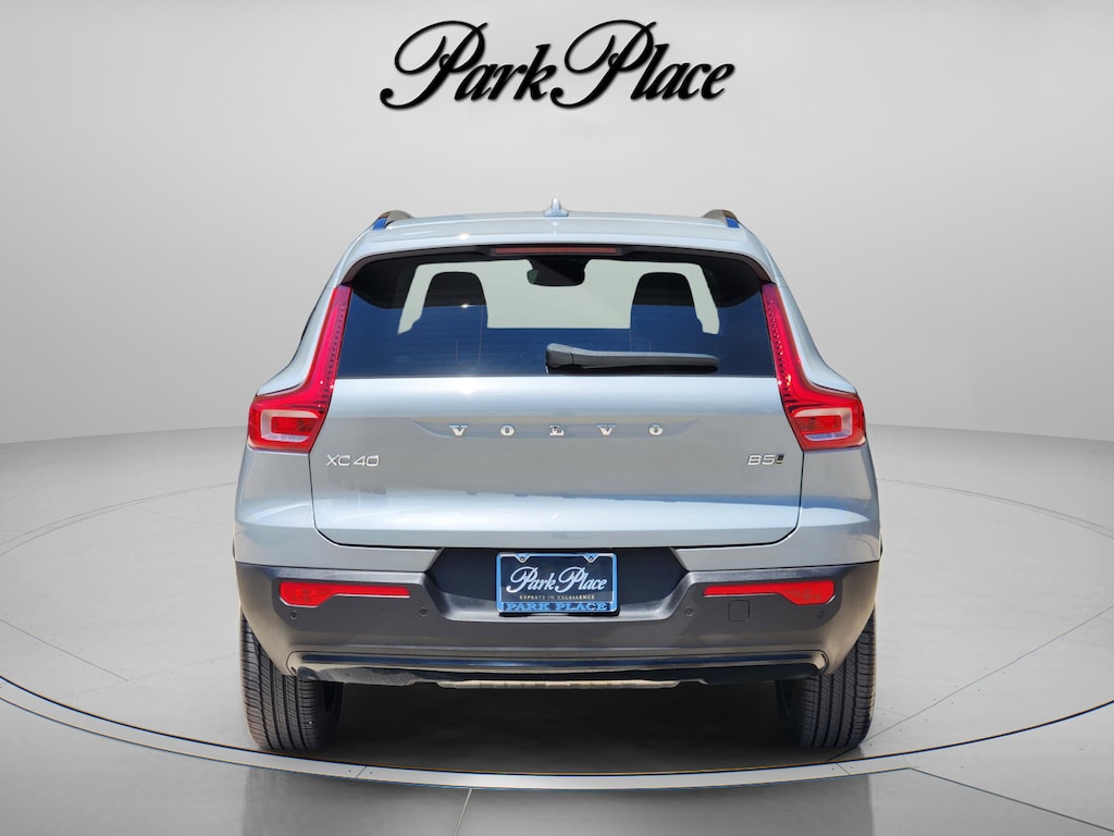 Certified 2026 Volvo XC40 B5 Plus SUV