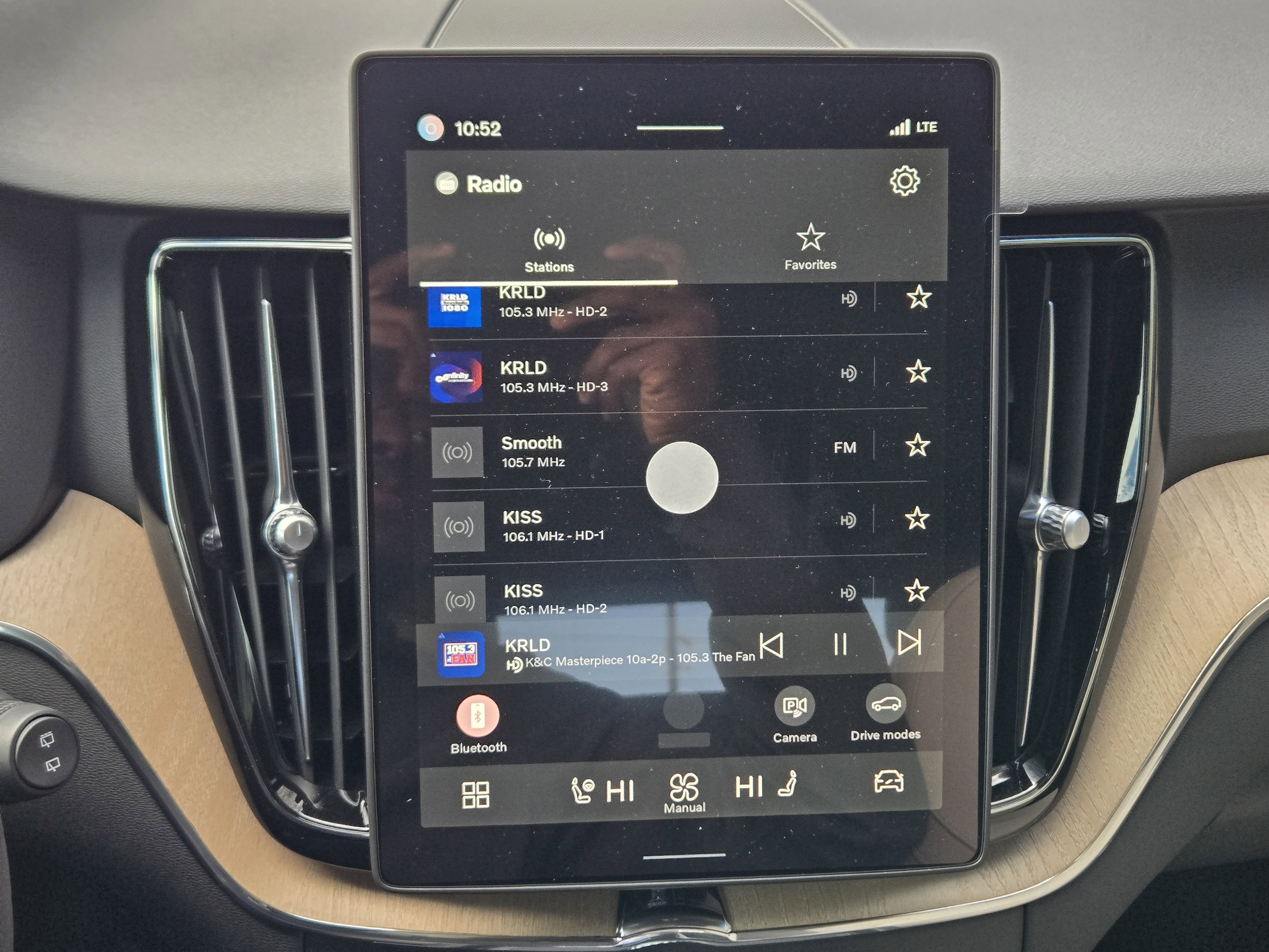 2026 Volvo XC60 Plus - Photo 12