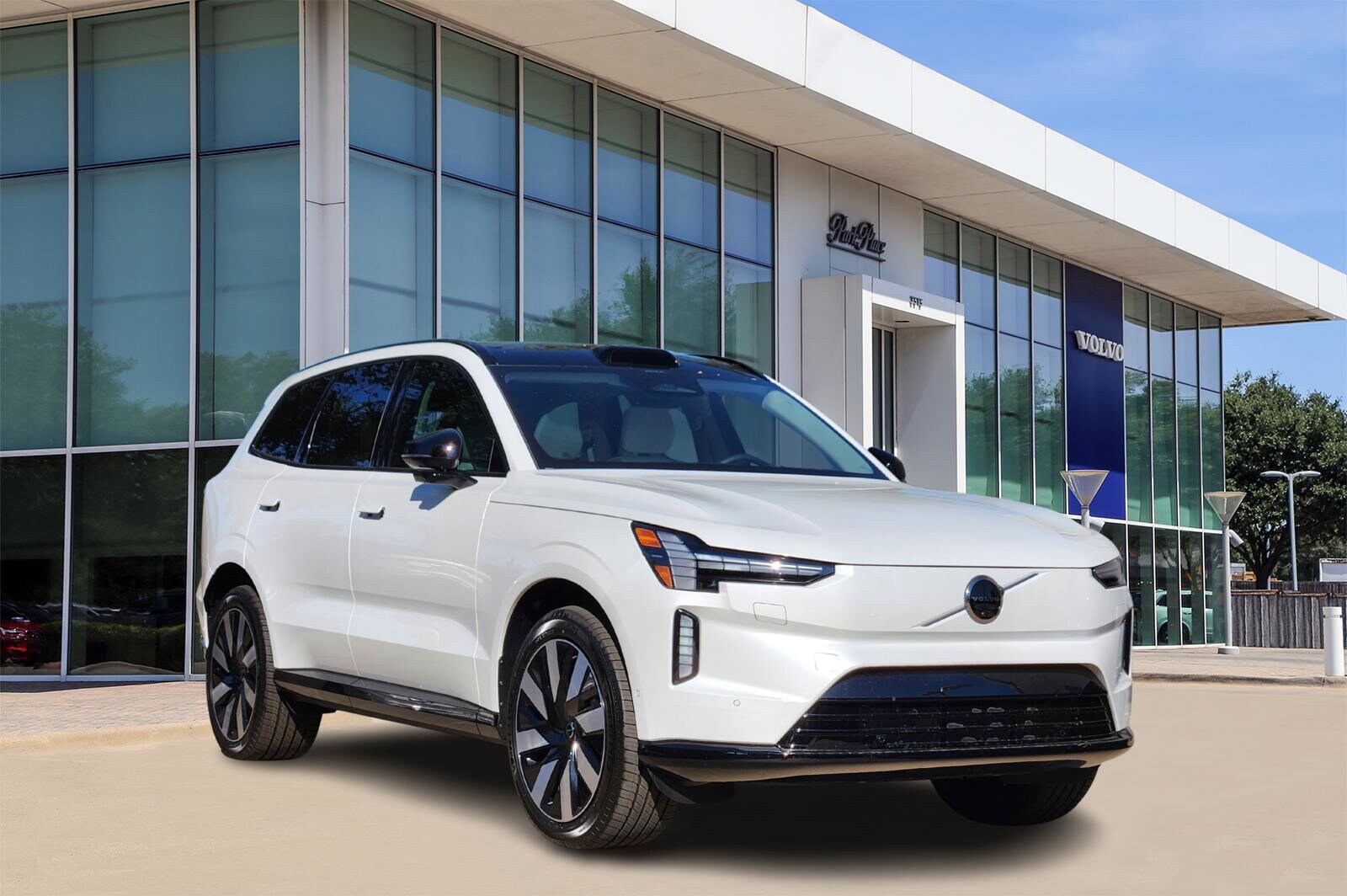 2025 Volvo EX90 Twin Motor Performance Plus photo 2