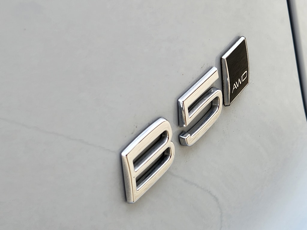 Used 2026 Volvo XC40 Plus SUV