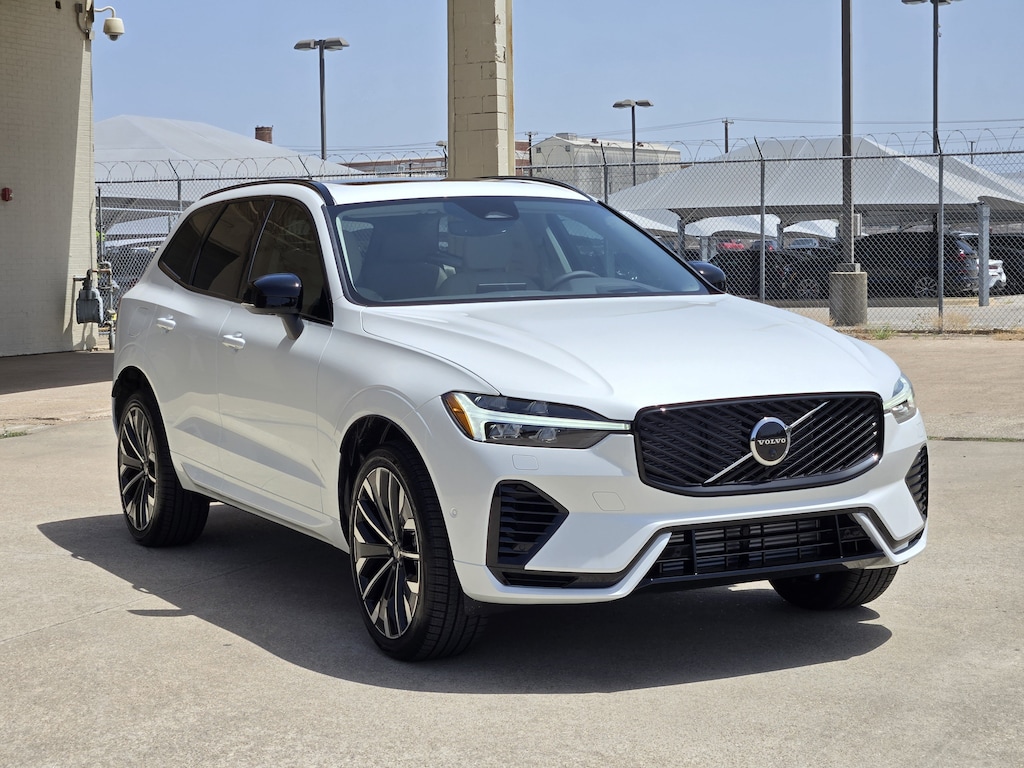 New 2026 Volvo XC60 plug-in hybrid T8 Ultra SUV
