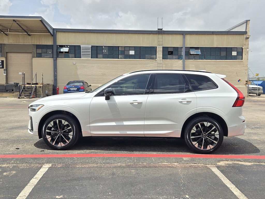 New 2026 Volvo XC60 B5 Plus SUV