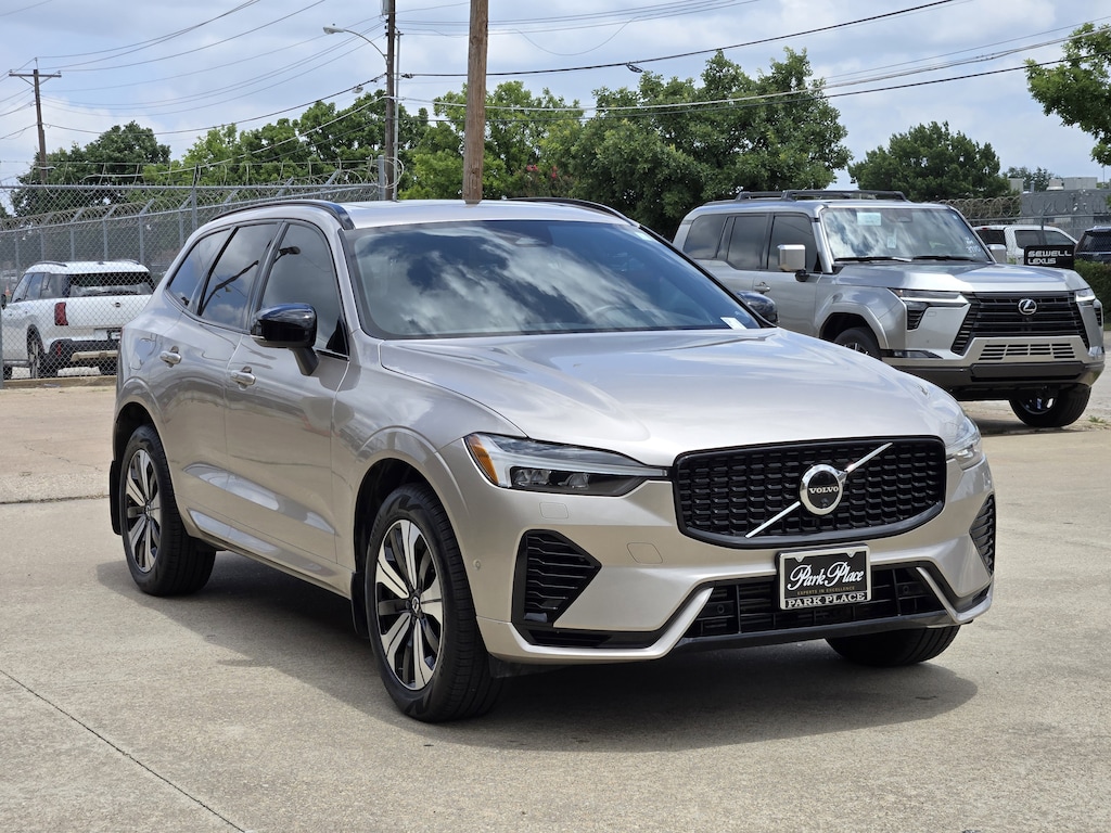 Certified 2024 Volvo XC60 plug-in hybrid T8 Plus Dark Theme SUV
