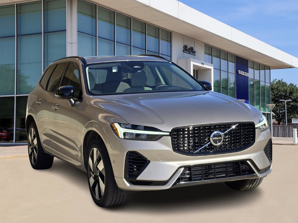 Used 2025 Volvo XC60 plug-in hybrid Plus SUV