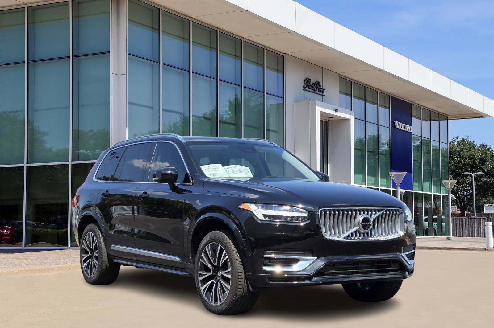 2025 Volvo XC90 Plus photo 2