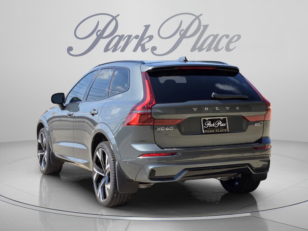New 2026 Volvo XC60 B5 Ultra SUV