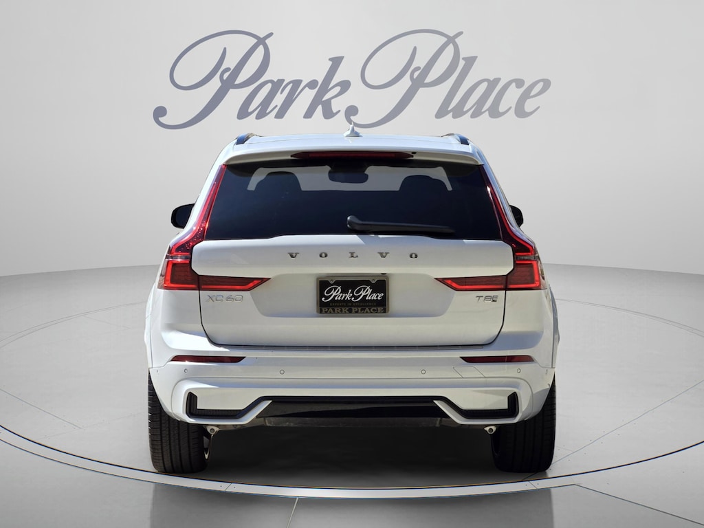 New 2026 Volvo XC60 plug-in hybrid T8 Ultra SUV